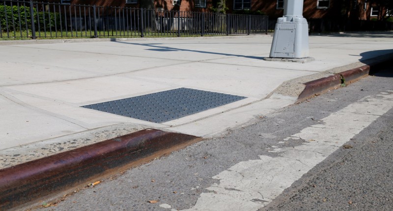 sidewalk curb repair (1)